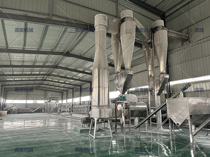 日產(chǎn)20噸紅薯淀粉全套設(shè)備在河北大名試機現(xiàn)場